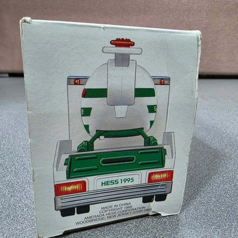 Hess Toy Truck and Helicopter 2001 White Green Collectible READ